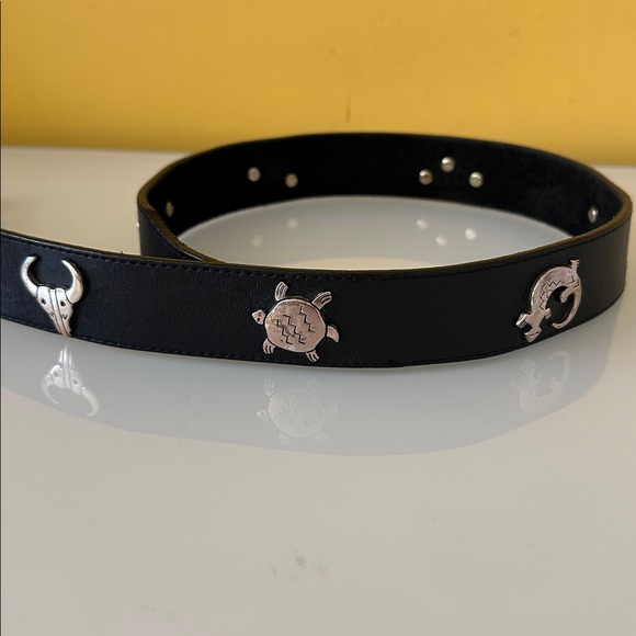 Silver Creek Black Leather Western Belt with Desert Animals 90’s Vintage Size 30 - Picture 5 of 16